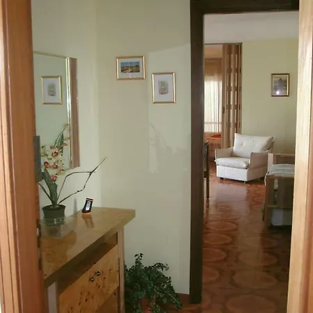 Casa Bella Attico Fronte Mare Con Piscina *