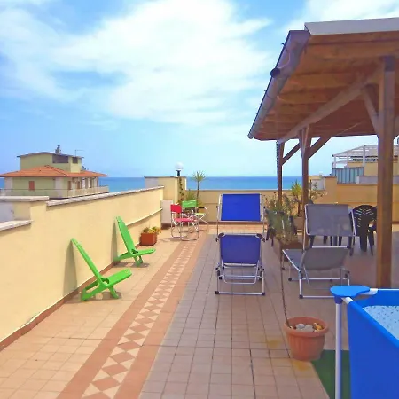 Διαμέρισμα Casa Bella Attico Fronte Mare Con Piscina *