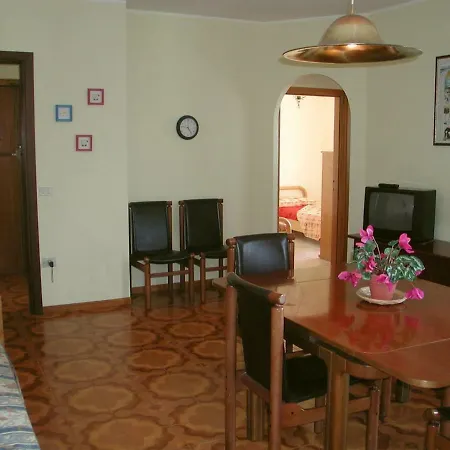 Casa Bella Attico Fronte Mare Con Piscina Lejlighed *